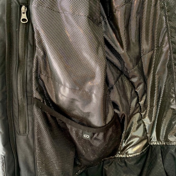 Columbia Ski Coat - Picture 4 of 6